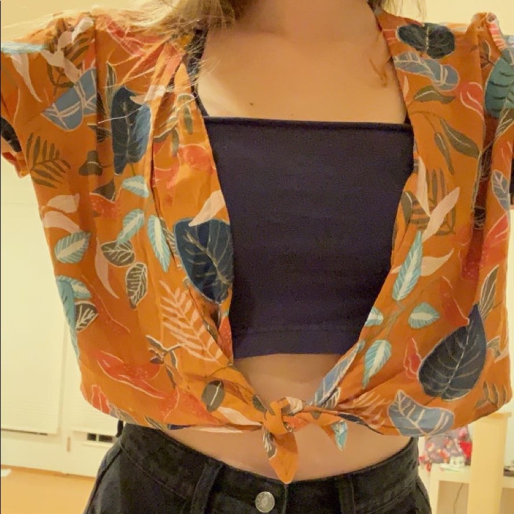 cute cover up top from garage✨